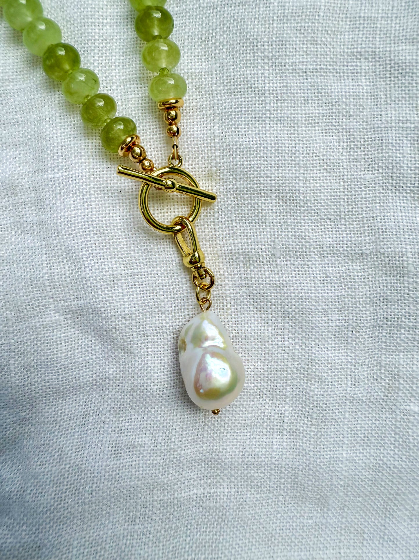 Pearl Charm - Medium