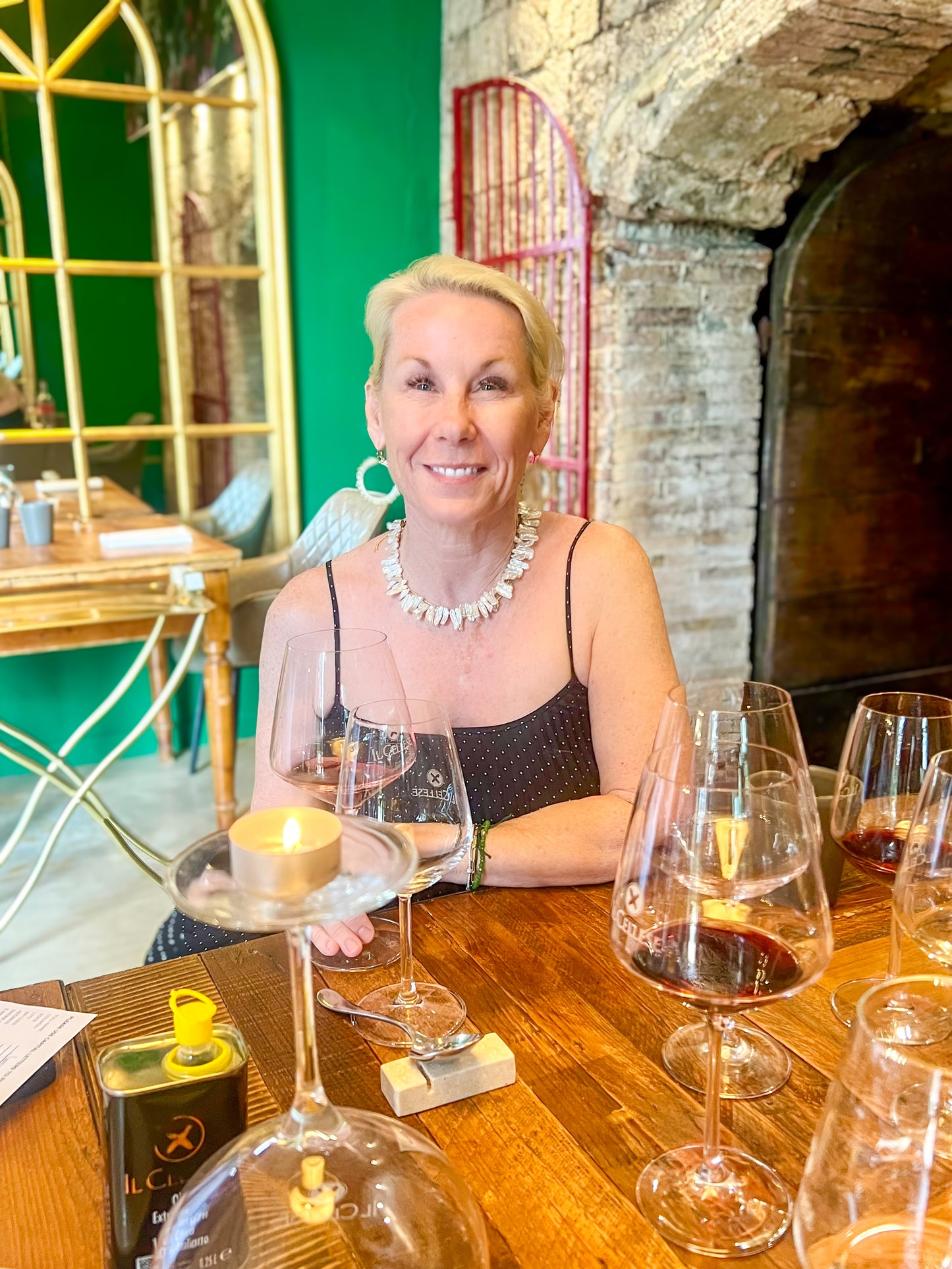 The Hillary Necklace in White